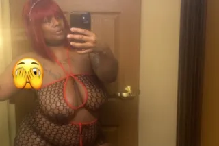 LEAVING NEXT WEEK ,BIG BOOTY 🍑... - Image 3