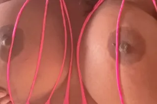 📍MIXED CALIFORNIA BAE📍😍🍈🍈Prett... - Image 4