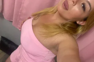 🍭 HOT LATINA 👅BIG ASS 🍑🔥 TIGHT... - Image 4