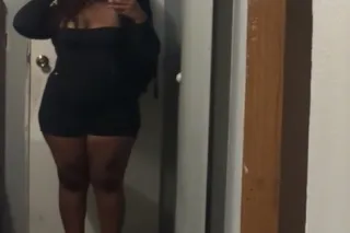 NEW BOOTY 🫶🏽🍌💦 just call me to... - Image 4